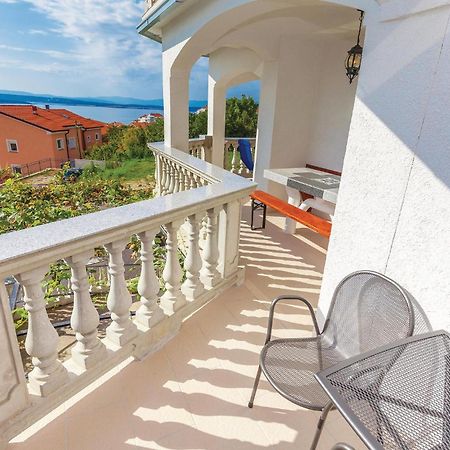 Nice Apartment In Crikvenica With Kitchen מראה חיצוני תמונה