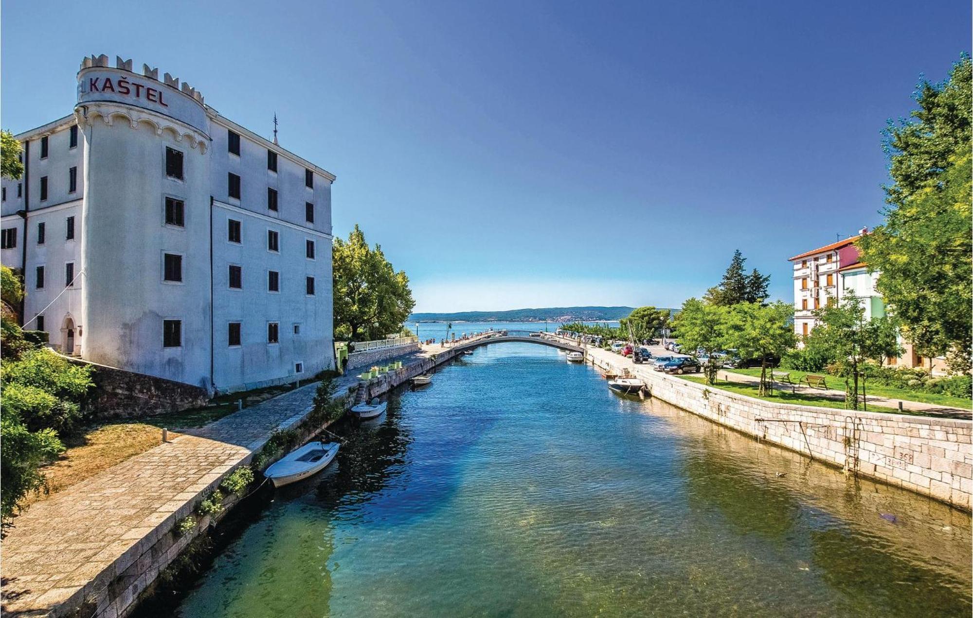 Nice Apartment In Crikvenica With Kitchen מראה חיצוני תמונה